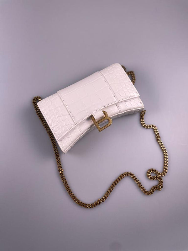 Hourglass Wallet on Chain, Gold Hardware