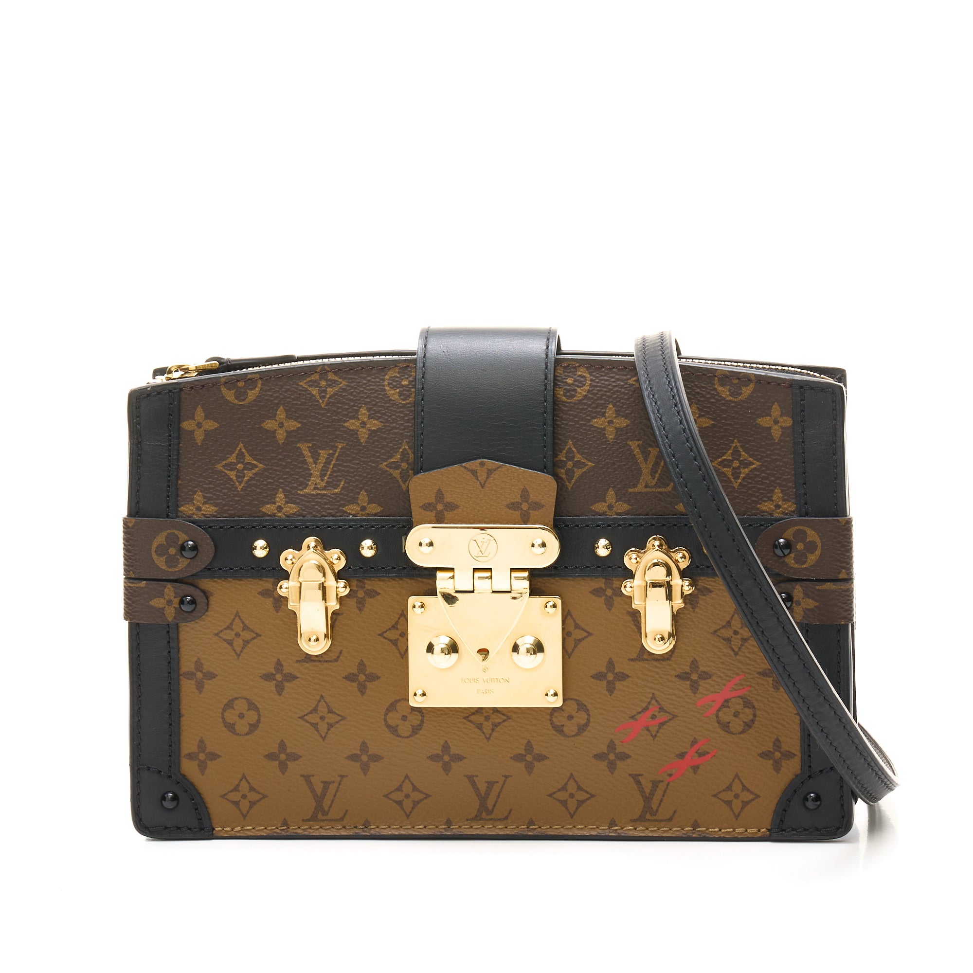 Louis Vuitton Trunk Messenger Taurillon Monogram, Men's Fashion, Bags, Belt  bags, Clutches and Pouches on Carousell