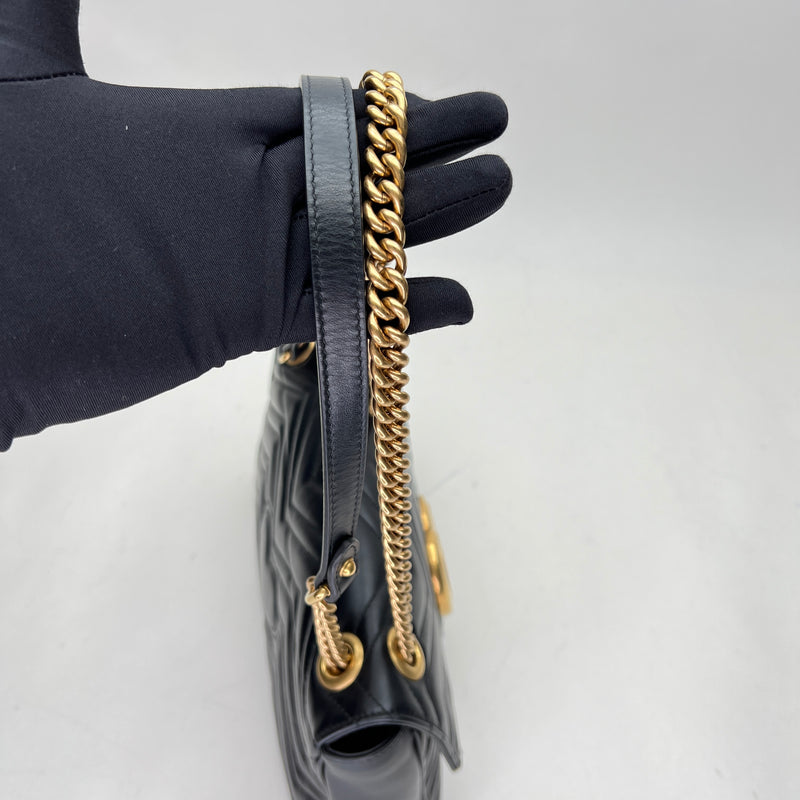 Marmont Flap Medium Shoulder bag in Calfskin, Gold Hardware