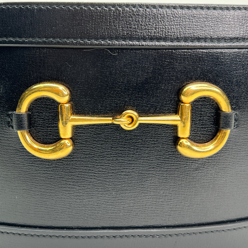 Horsebit 1955 Bucket bag in Calfskin, Gold Hardware