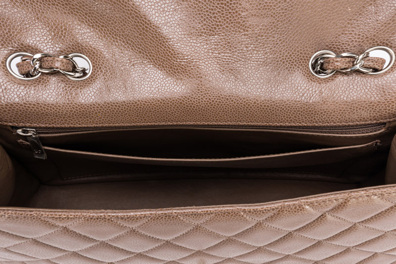 Classic Jumbo Simple Flap Shoulder Bag in Caviar Leather