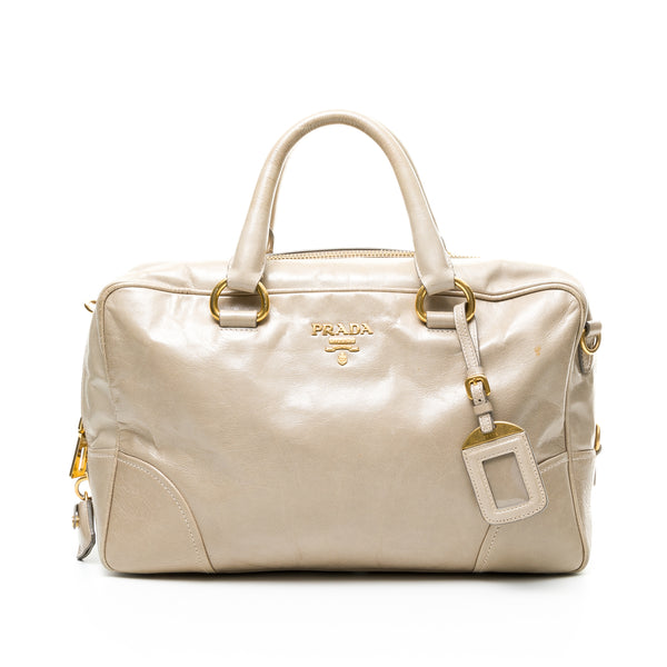 Vitello Shine Top handle bag in Distressed leather, Gold Hardware