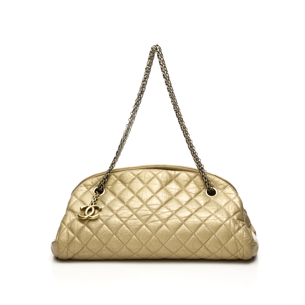 Mademoiselle Shoulder bag in Calfskin, Gold Hardware