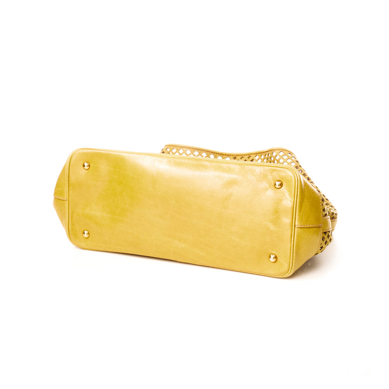 Cut Out Shoulder bag in Calfskin, Gold Hardware