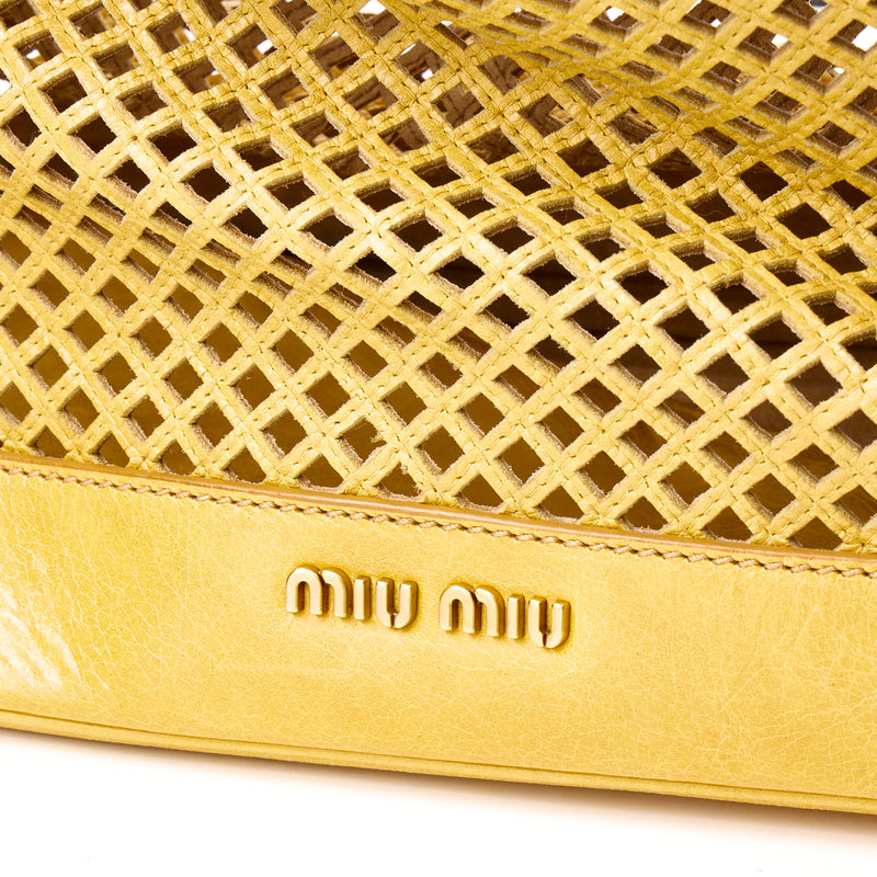 Cut Out Shoulder bag in Calfskin, Gold Hardware