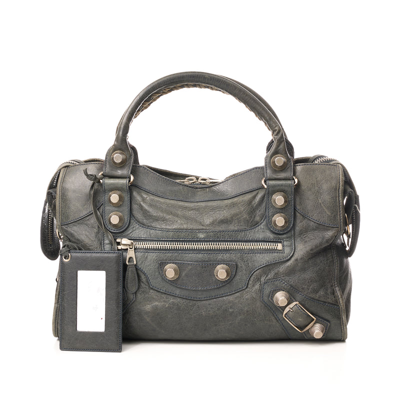 City Giant Top handle bag in Distressed leather, Silver Hardware