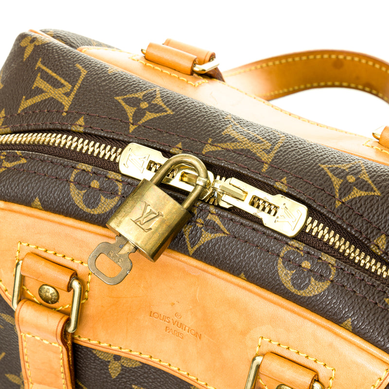 Louis Vuitton Monogram Excursion AWC1016 – LuxuryPromise