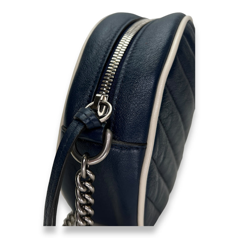 GG Marmont Round Navy Crossbody Bag in Calfskin, Silver hardware