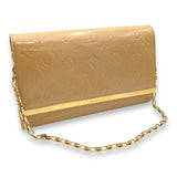 Ana Beige Clutch in Patent Leather, Gold hardware