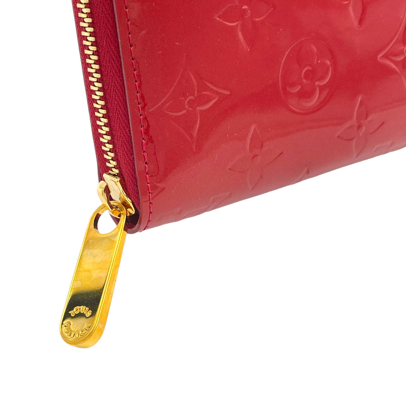 Zippy Long Red Wallet in Monogram Vernis Leather, Gold hardware