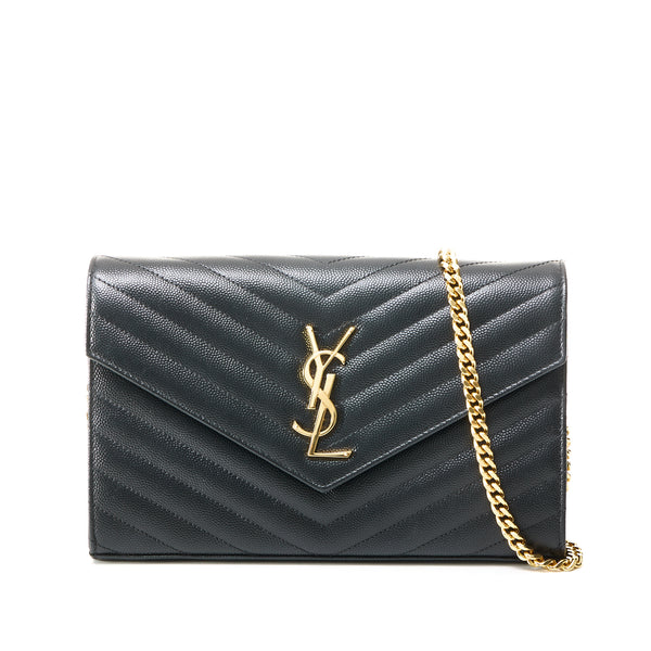 Cassandre Envelope Wallet on chain in Caviar Leather, Gold Hardware