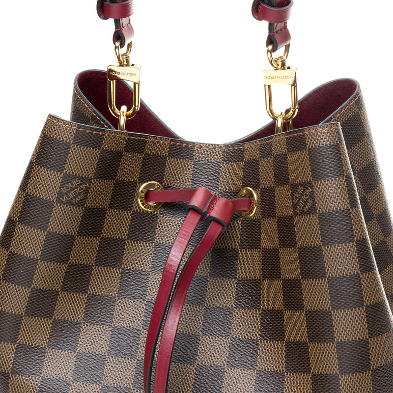 NéoNoé MM Damier Bucket bag in Monogram coated canvas, Gold Hardware