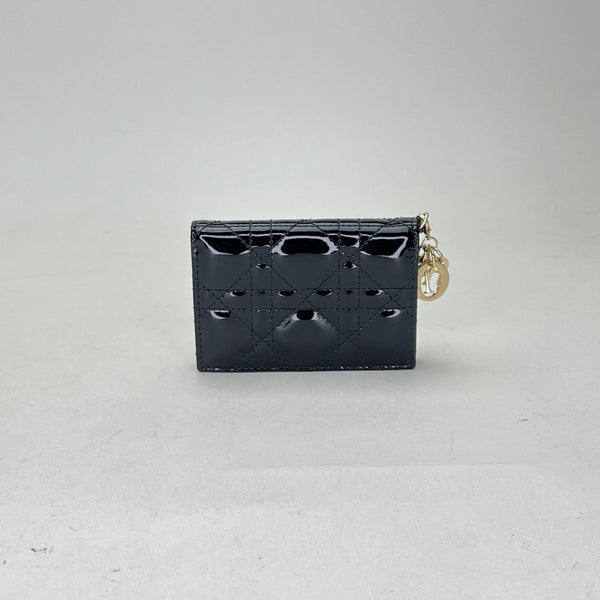 Cannage Small Card holder in Patent leather, Gold Hardware