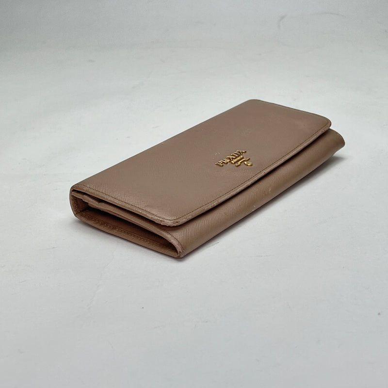 Continental Long Flap Wallet in Saffiano leather, Gold Hardware