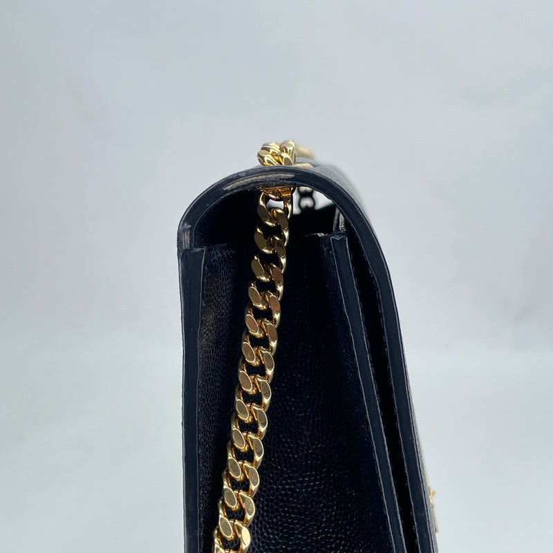 Kate Medium Crossbody bag in Caviar leather, Gold Hardware