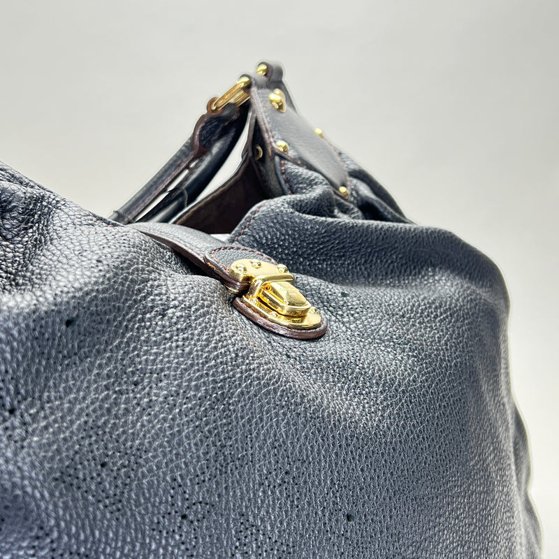 Surya XL Shoulder bag in Mahina Leather, Gold Hardware