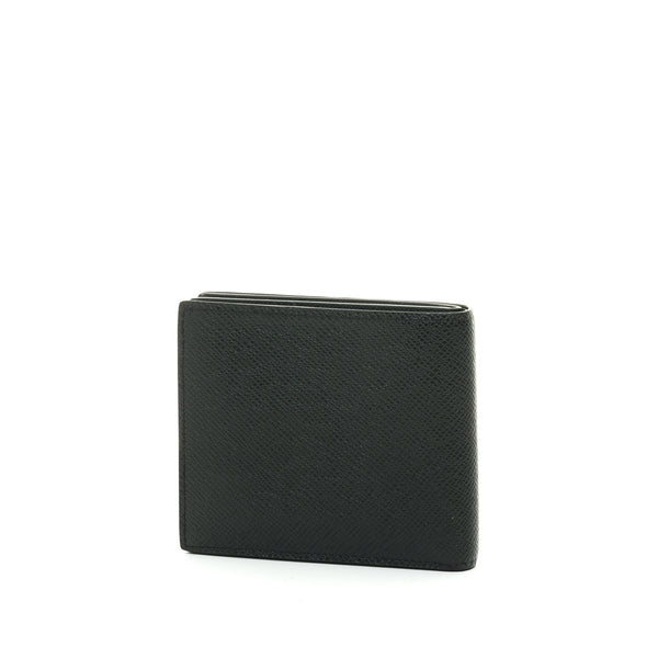 Amerigo Bi-fold Wallet in Taiga leather, Silver Hardware