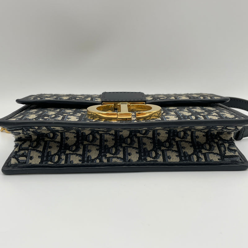 30 Montaigne Chain Shoulder bag in Jacquard, Gold Hardware