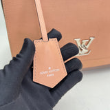 Lockme II Shoulder bag in Calfskin, Silver Hardware