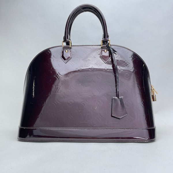 Alma GM Top handle bag in Patent leather, Gold Hardware