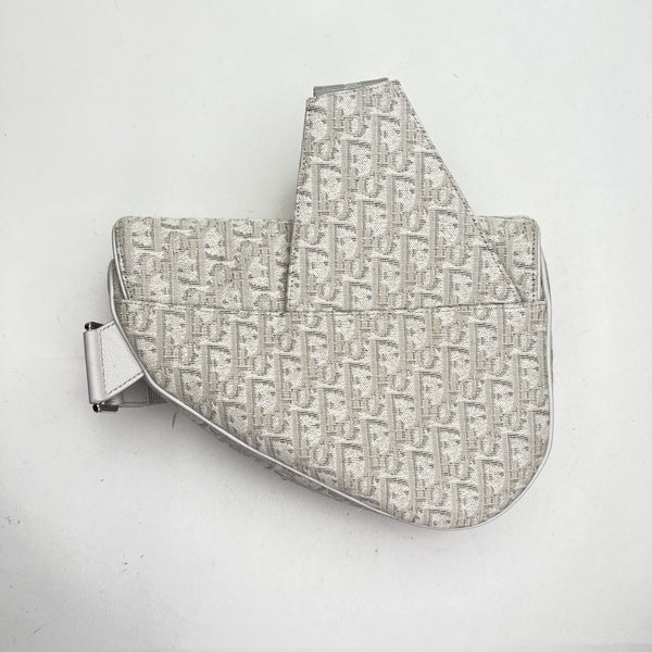 Oblique Saddle Classic Crossbody bag in Jacquard, Silver Hardware