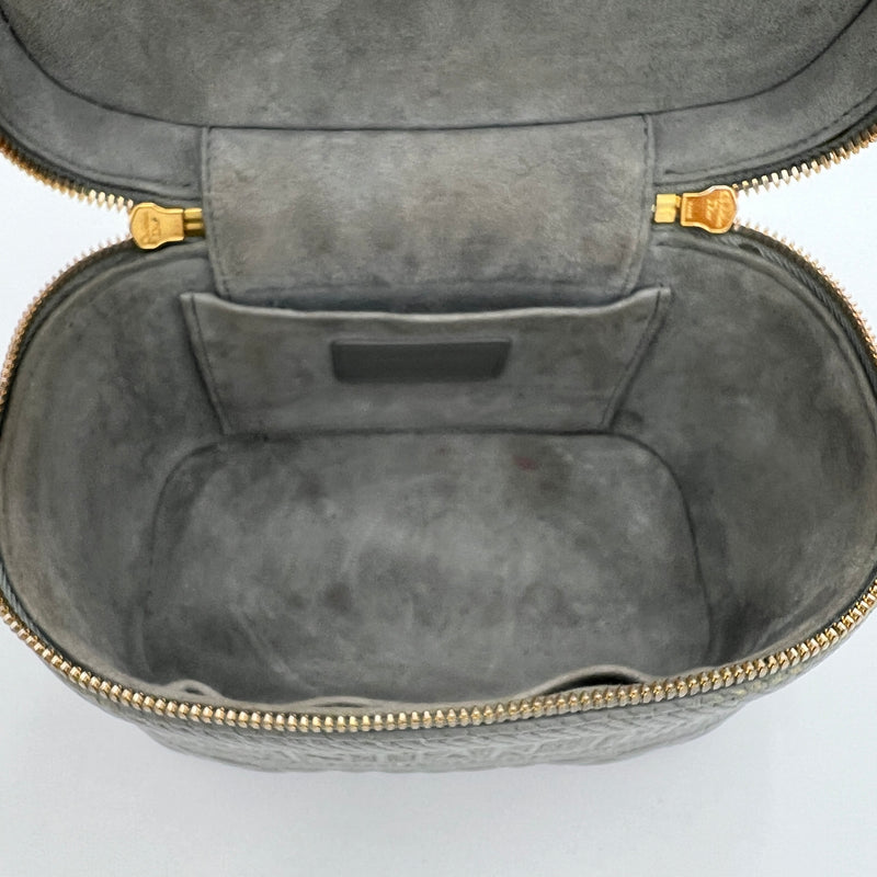 Travel  Small Vanity bag in Lambskin, Gold Hardware