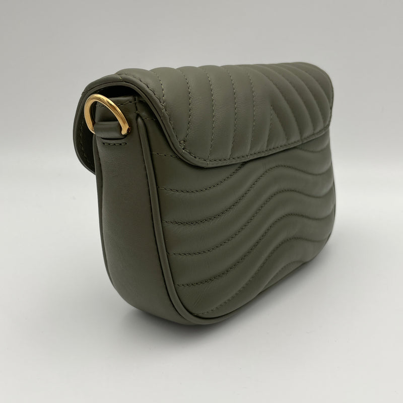 New Wave Multi-Pochette Crossbody bag in Calfskin, Gold Hardware