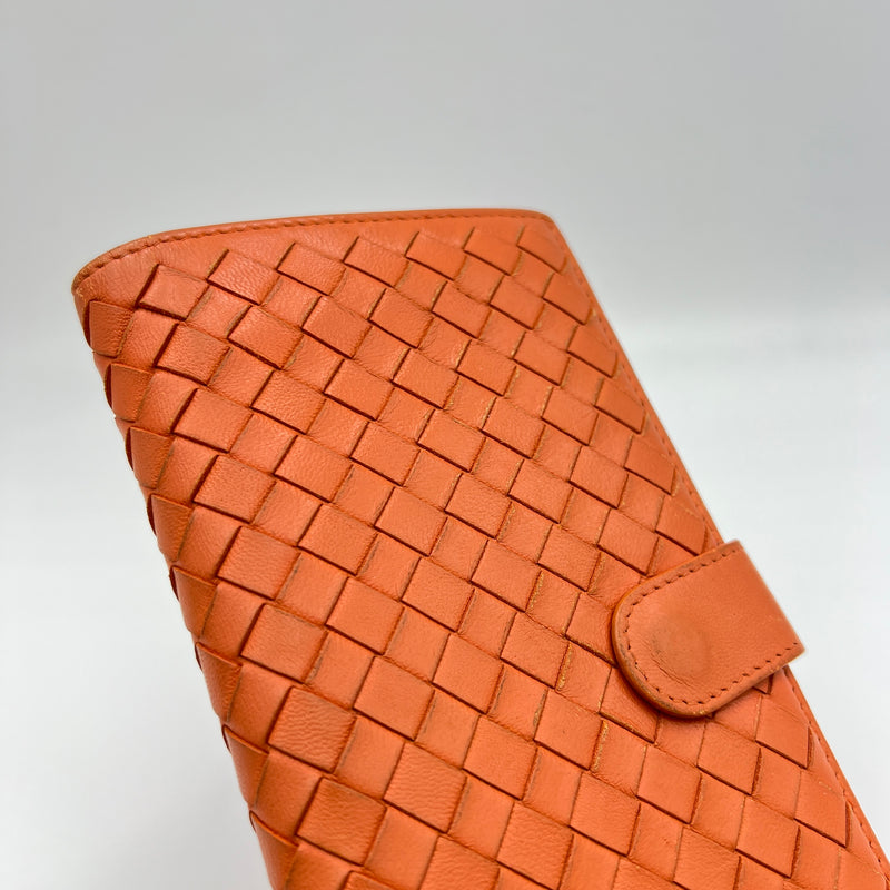 Long Orange Wallet in Intrecciato Leather, Silver hardware