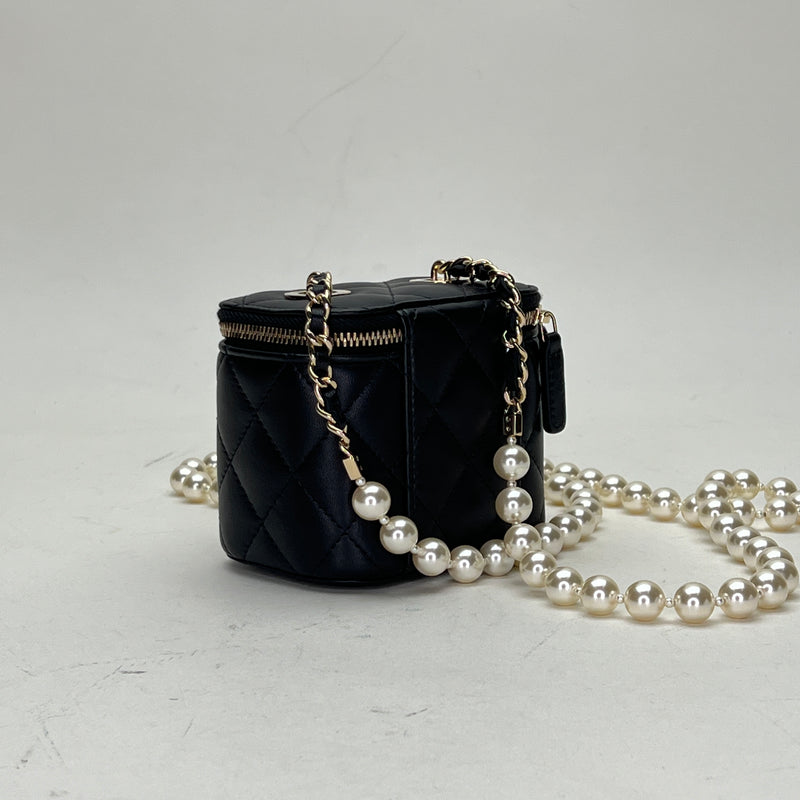 Quilted Pearl Chain Vanity  Small Crossbody bag in Lambskin, Gold Hardware