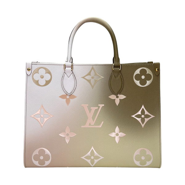 On The Go MM Tote bag in Coated canvas, Gold Hardware
