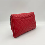 Quilted Chain Clutch in Caviar leather, Silver Hardware