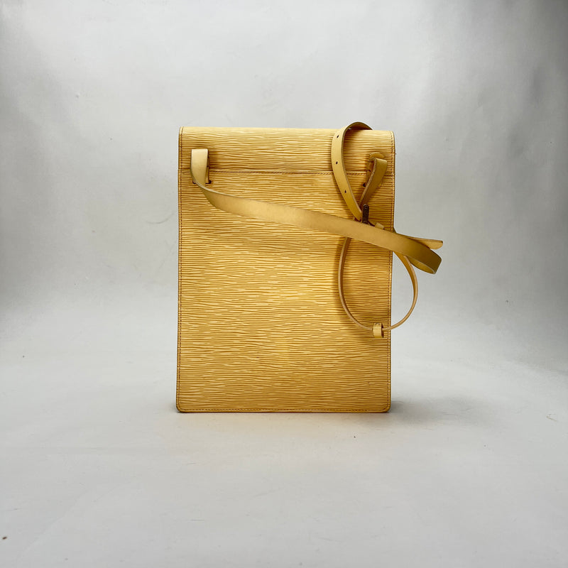 Ramatuelle Shoulder bag in Epi leather, Gold Hardware