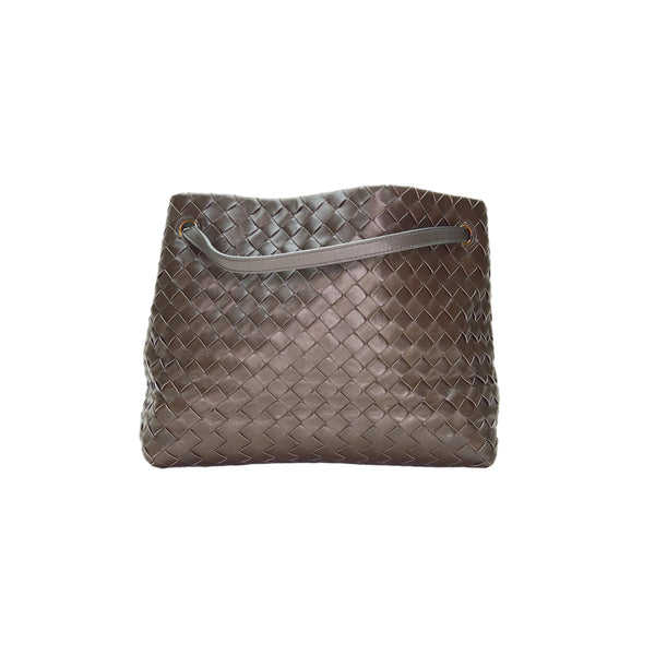 Classic Woven Shoulder bag in Intrecciato leather, Gold Hardware