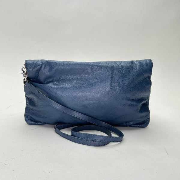 City Envelope Clutch in Distressed leather, Silver Hardware