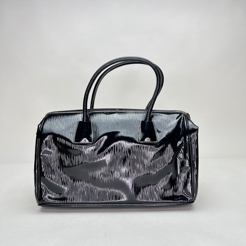 Logo Plaque Shopper Top handle bag in Patent leather, Silver Hardware
