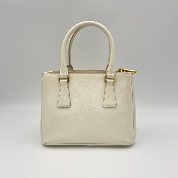 Galleria Mini Top handle bag in Saffiano leather, Gold Hardware