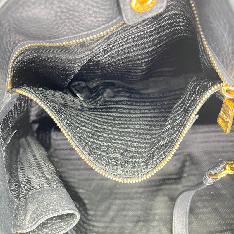 Vitello Daino Shopper Tote Top handle bag in Calfskin, Gold Hardware