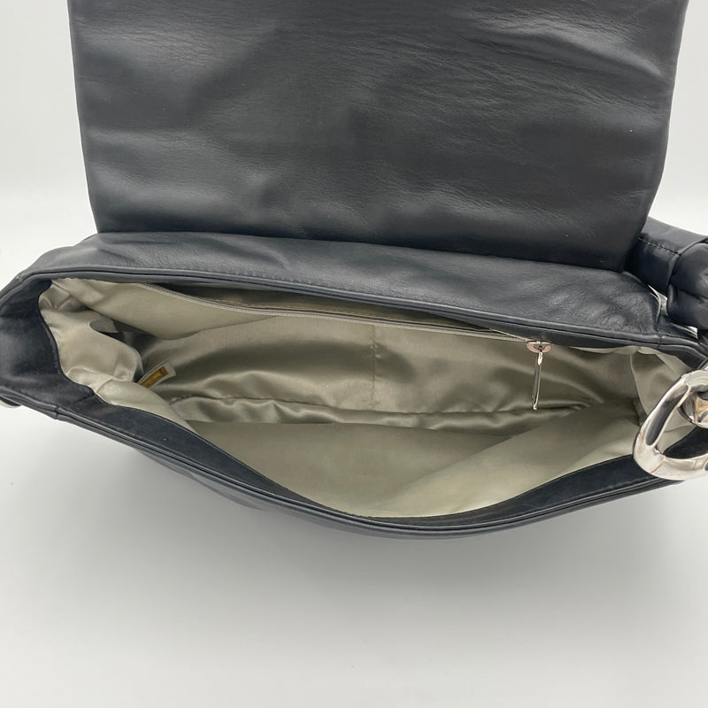 Diamond Quilt CC Shoulder bag in Calfskin, Silver Hardware