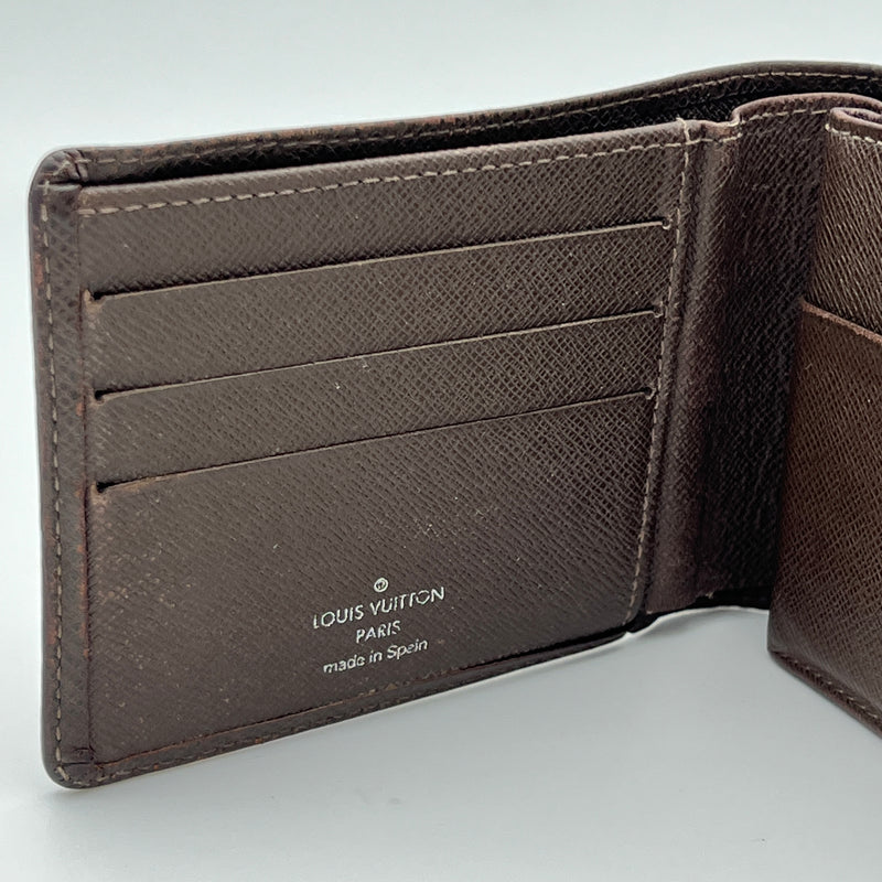 Slender Brown Wallet in Taiga Leather