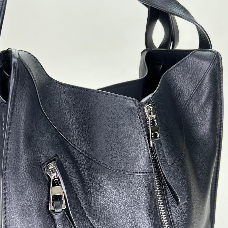 Hammock Small Black Calfskin Bag Small Shoulder bag in Calfskin, Silver Hardware