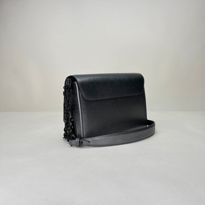 Twist MM Shoulder bag in Epi leather, Acetate Hardware