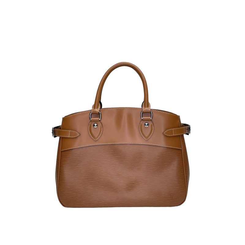 Passy  PM Top handle bag in Epi leather, Silver Hardware