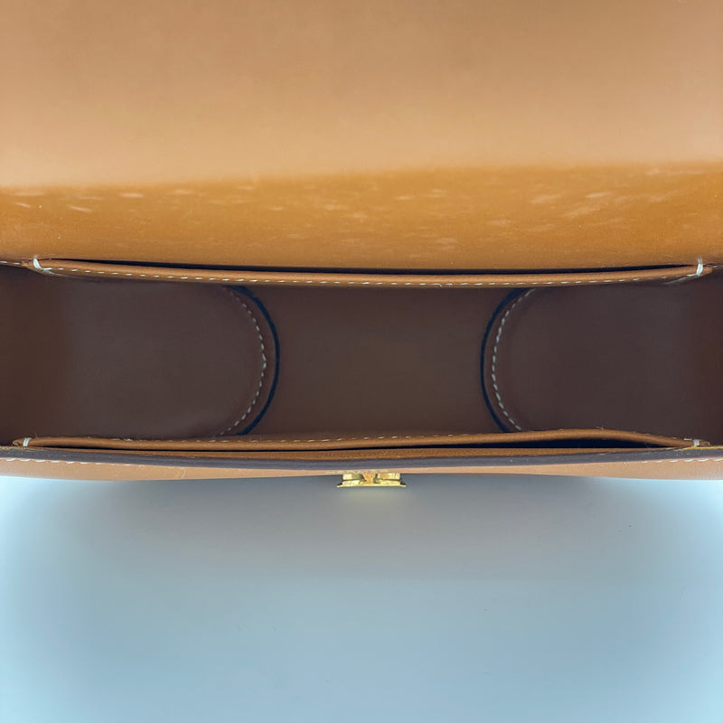 Cherche-Midi 18 Shoulder bag in Calfskin, Gold Hardware