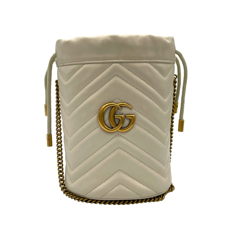 Marmont Bucket bag in Calfskin, Gold Hardware
