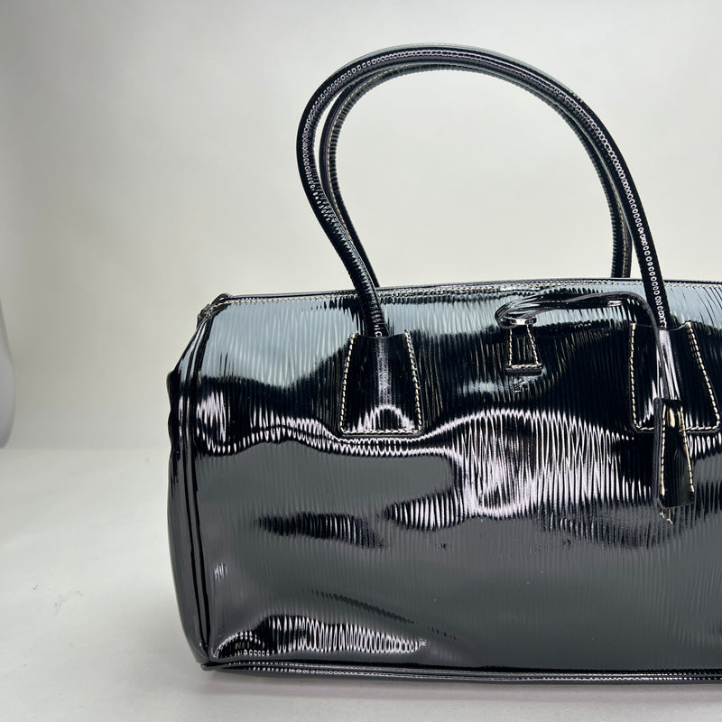 Logo Plaque Shopper Top handle bag in Patent leather, Silver Hardware