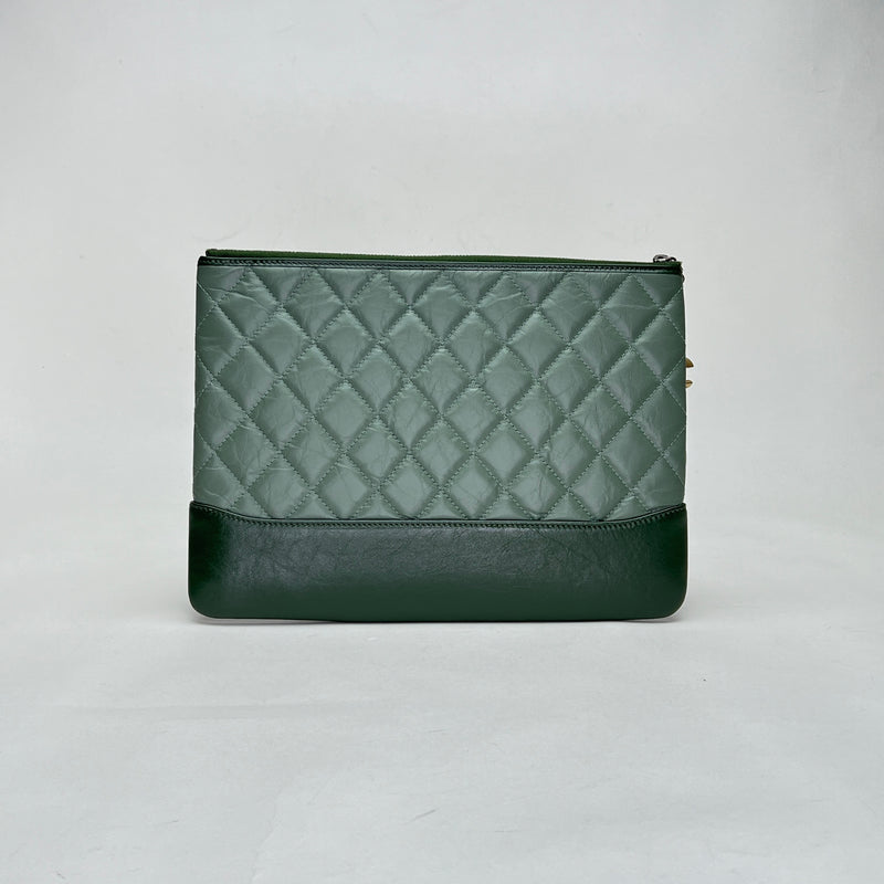 O Case Gabrielle Clutch in Lambskin, Mixed Hardware