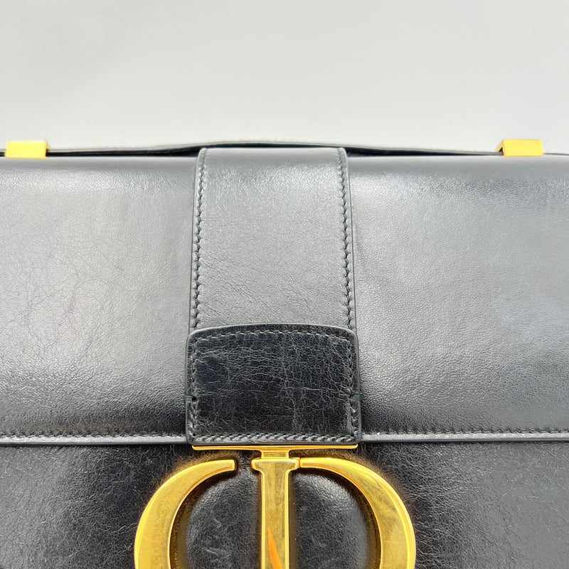 30 Montaigne Medium Shoulder bag in Calfskin, Gold Hardware