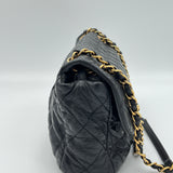 Quilted Flap Bag Shoulder bag in Lambskin, Gold Hardware