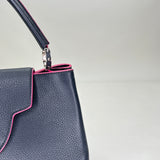 Capucines MM Top handle bag in Clemence Taurillon leather, Silver Hardware
