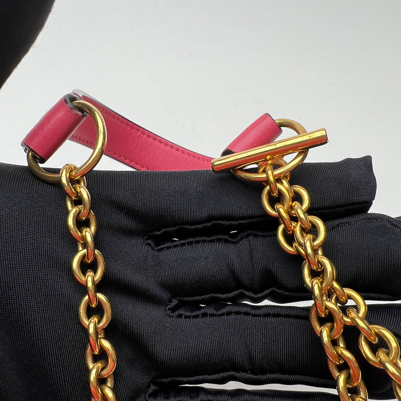 Pocket Clutch on Chain Medium Shoulder bag in Calfskin, Gold Hardware